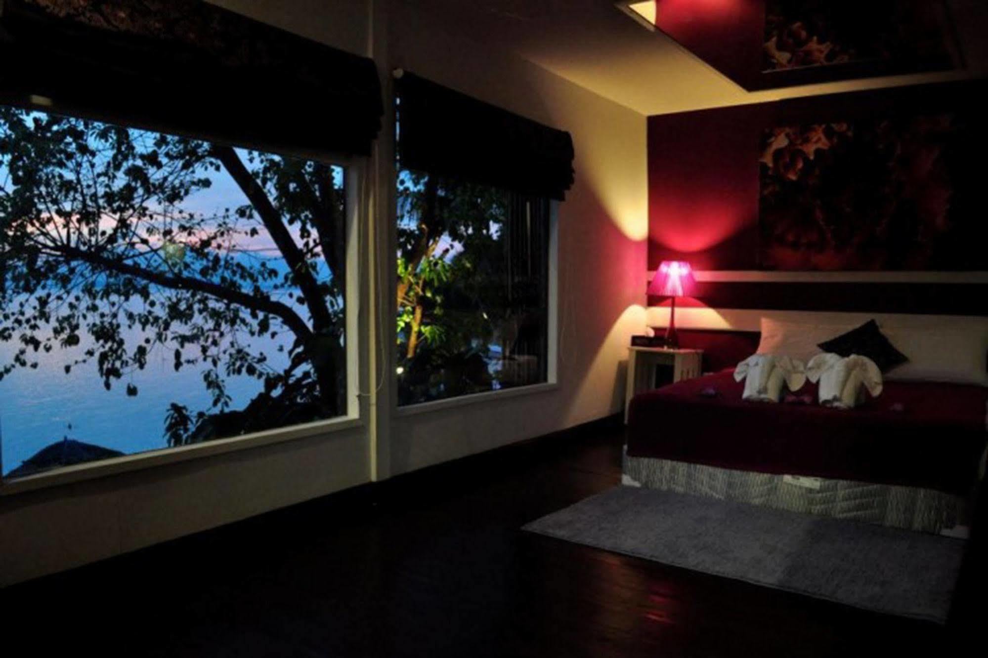 Bay Lounge & Resort Ko Pha Ngan Extérieur photo